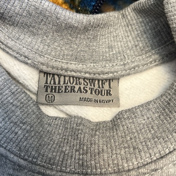 Taylor Swift Official Era Sweatshirt Size M also Fits Large - Picture 9 of 9